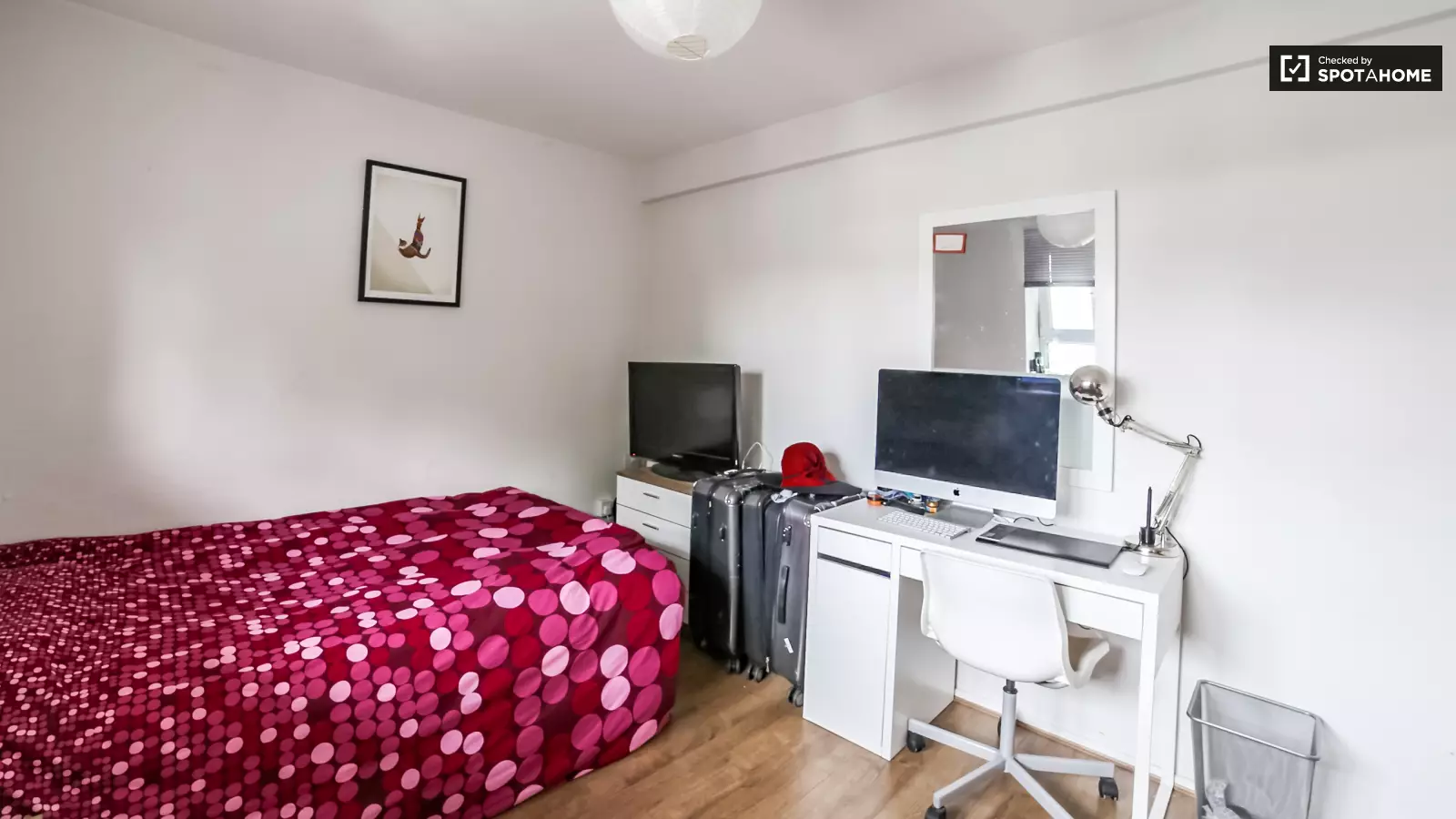 Flat Devons Road in Greater London