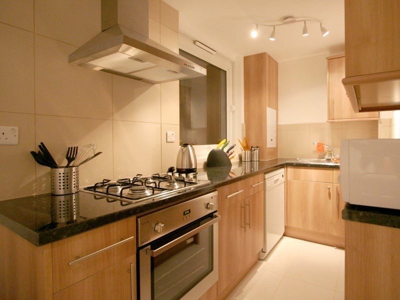 Room Coxson Way in Greater London