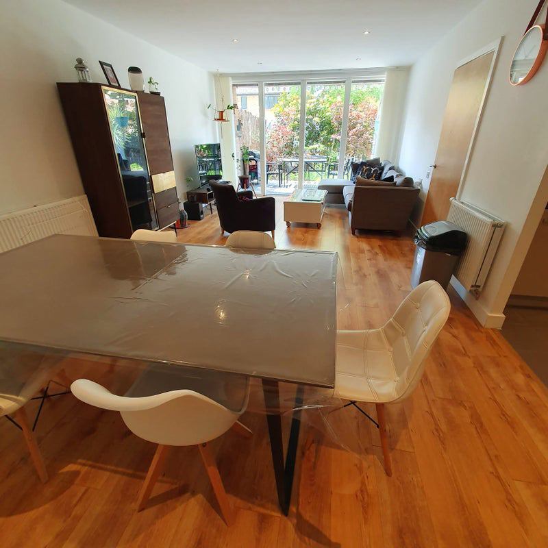 Room Pamela Street in Greater London