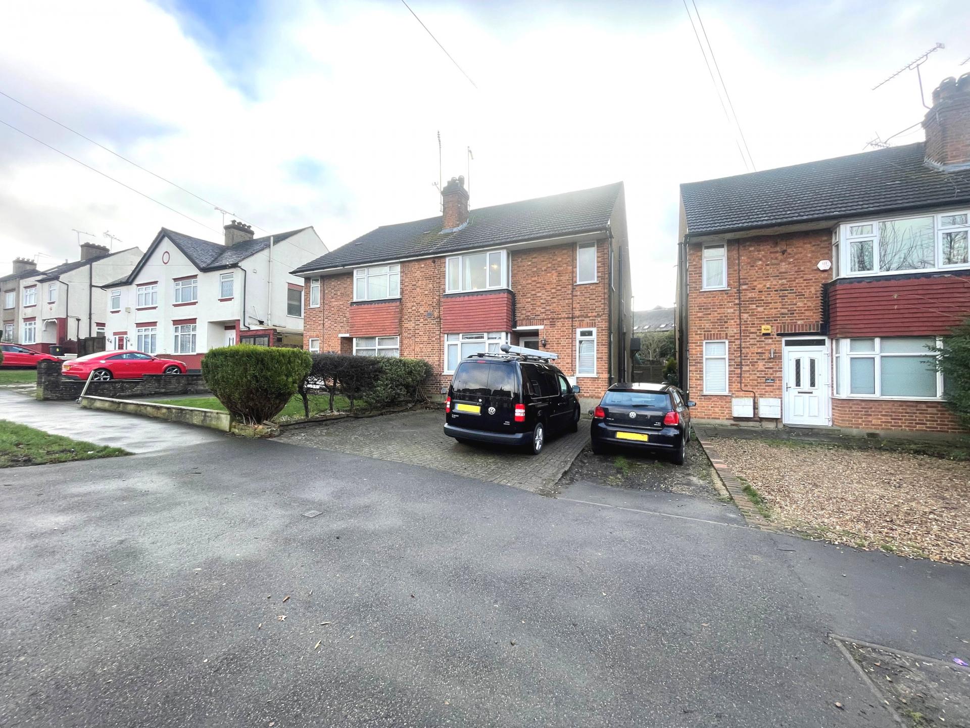 Flat Hill Rise in Hertsmere