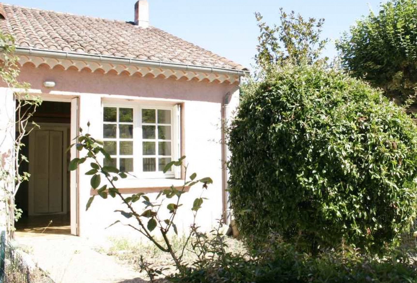 House Rue Alphonse Daudet in Lamalou-les-Bains