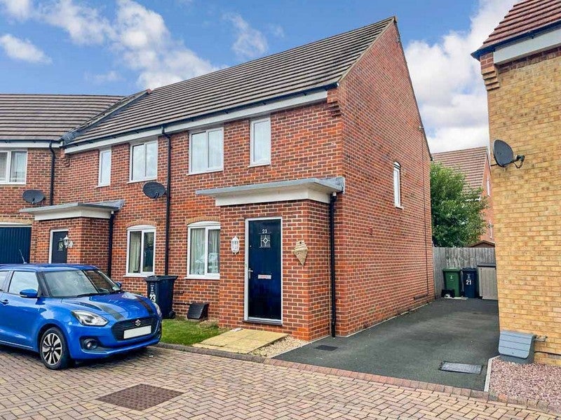 House Eddleston Road in Swindon