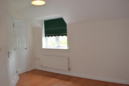 Flat Blackburn Close in Basingstoke and Deane