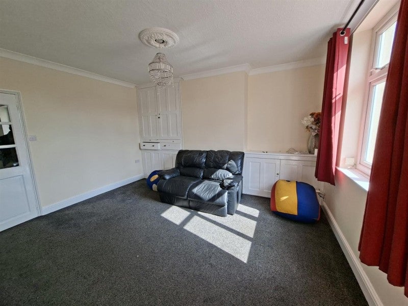 House Dogsthorpe Road in Peterborough