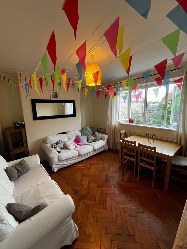 Room St. John's Drive in Greater London
