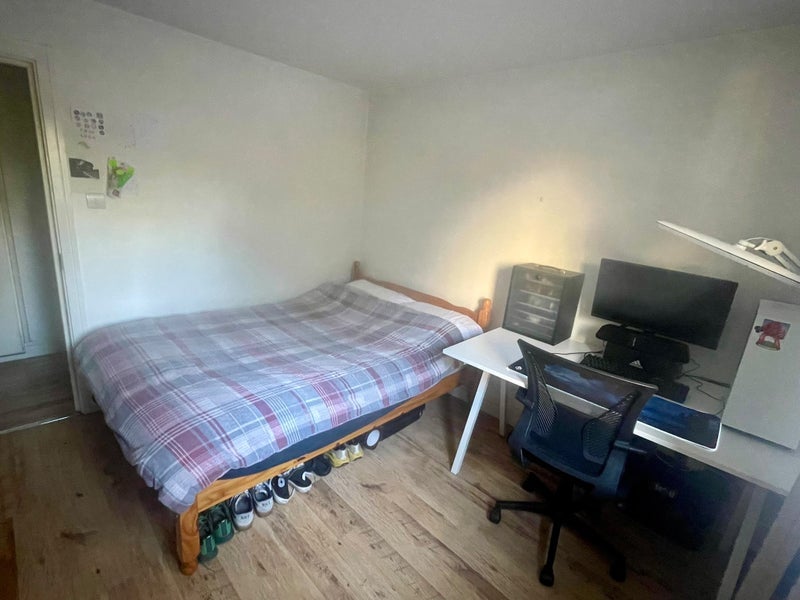 Room Millgrove Street in Greater London