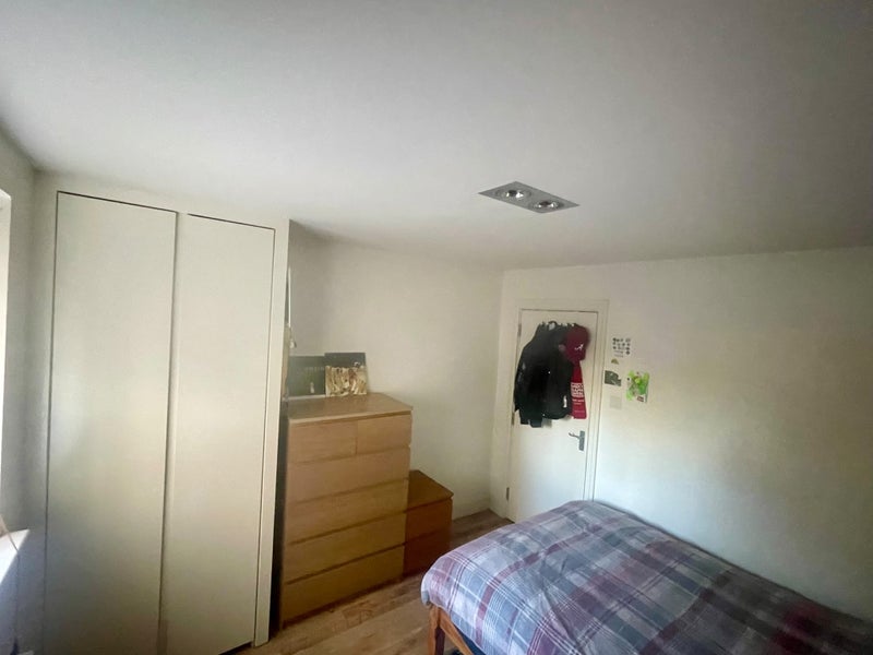 Room Millgrove Street in Greater London