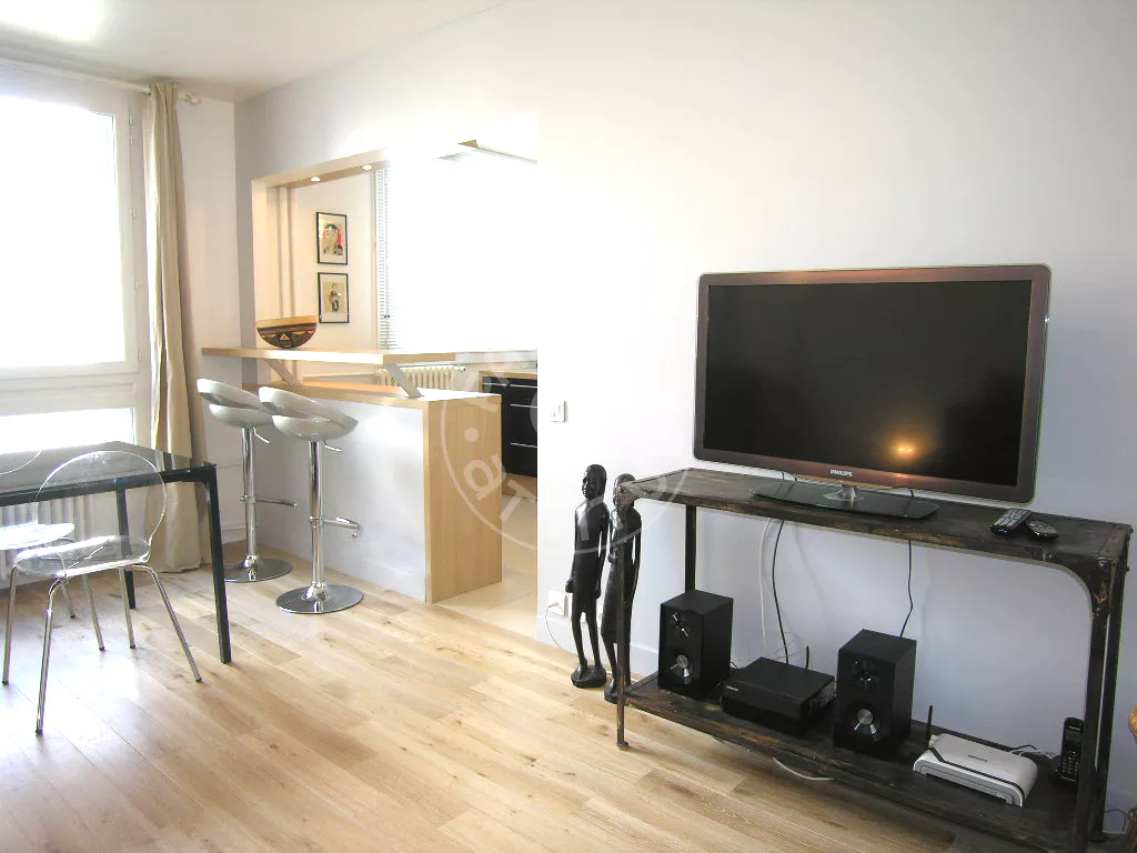 Appartement Rue de Nantes à Paris