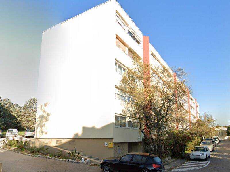 Appartement Place du Mont Serein à Villeneuve-lès-Avignon