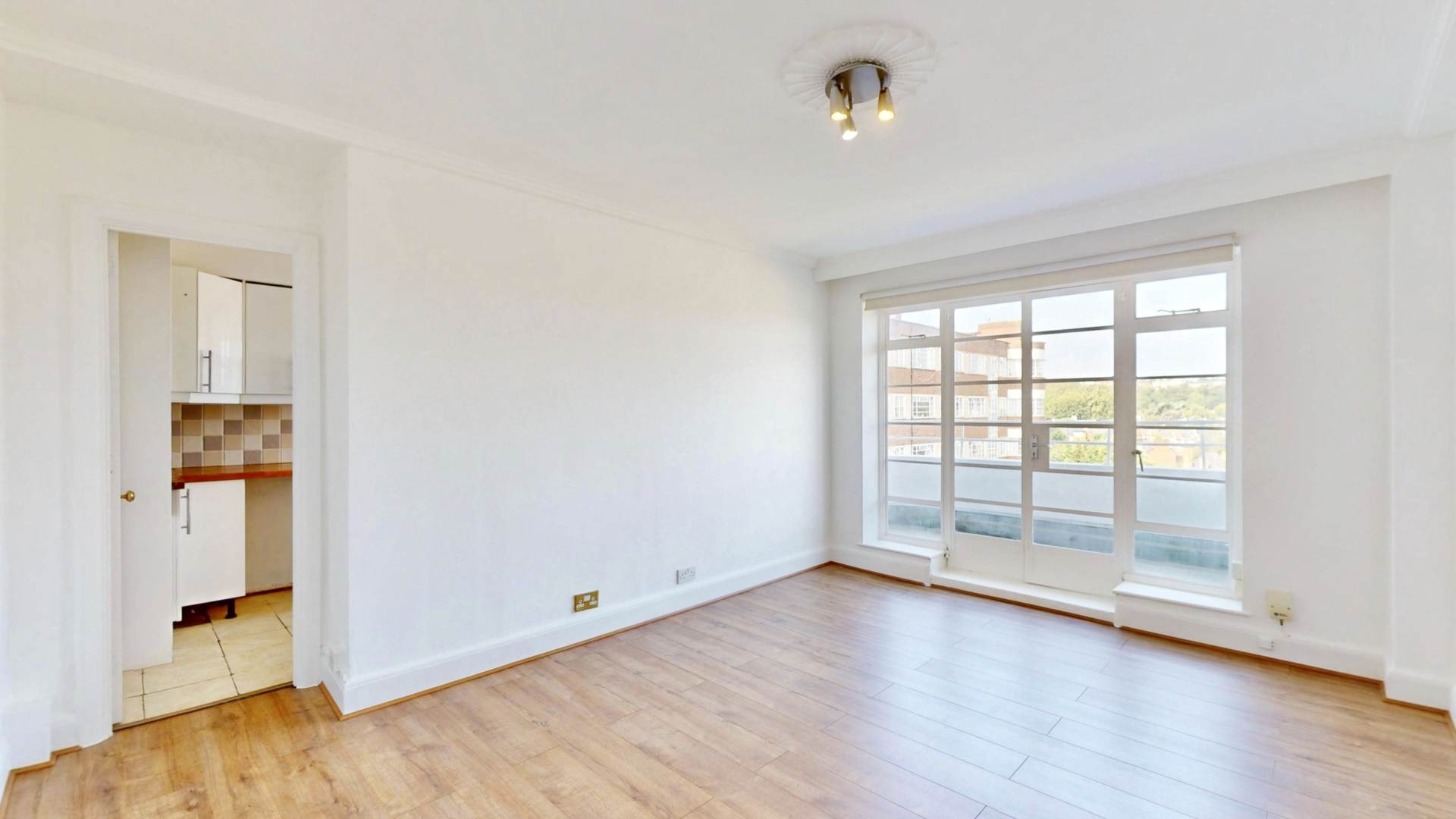 Flat Hornsey Lane in Greater London