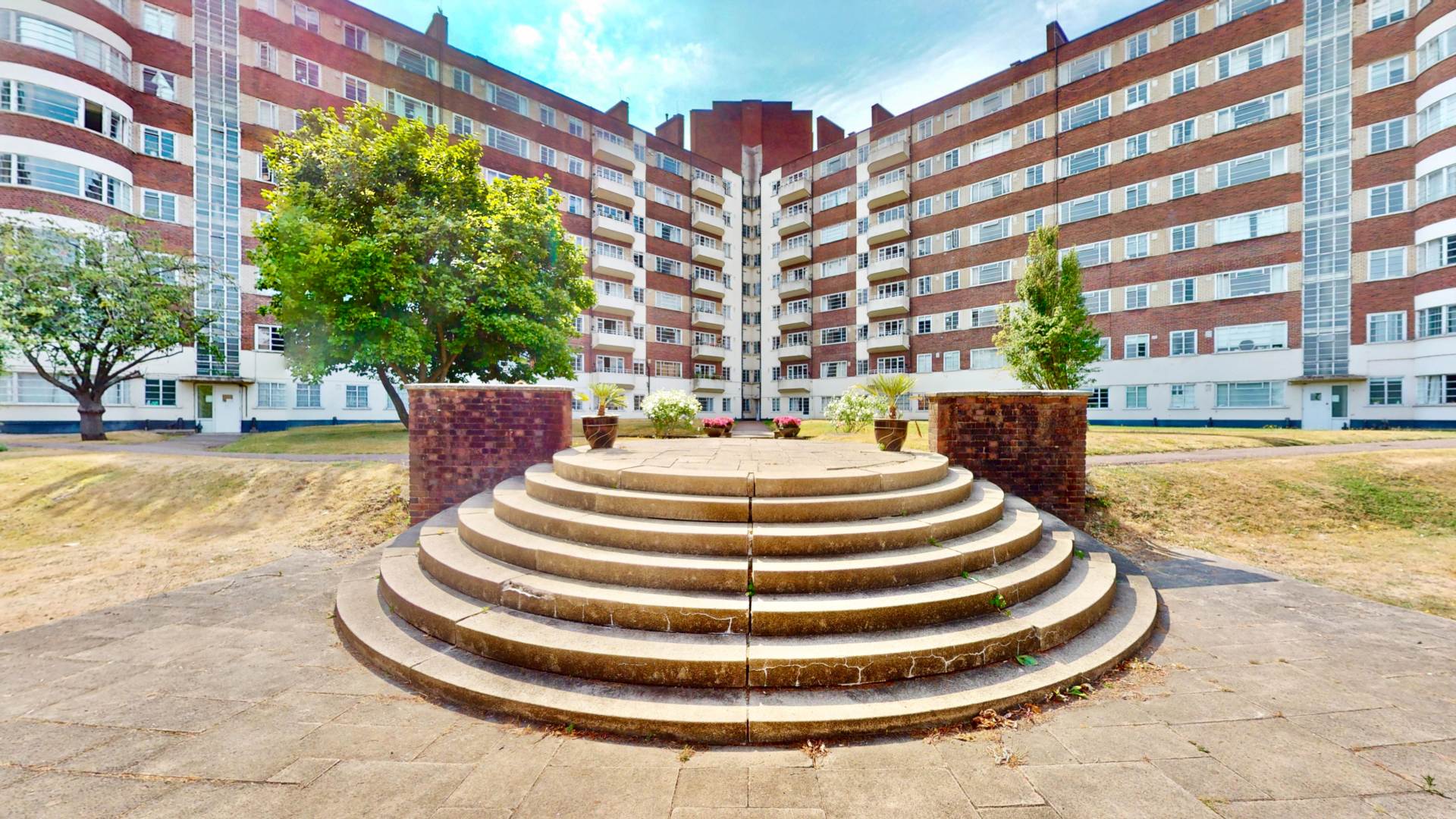 Flat Hornsey Lane in Greater London