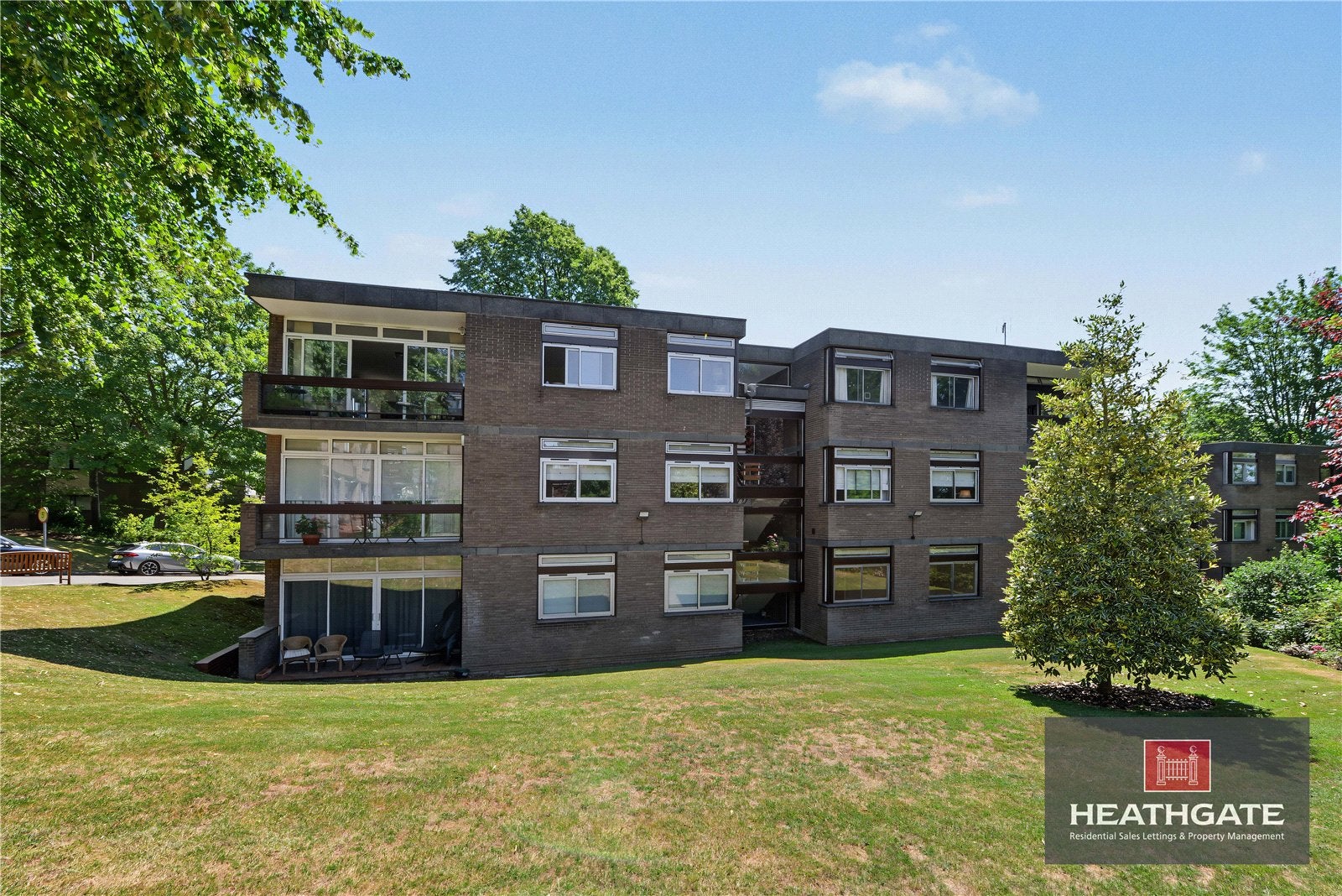 Flat Redington Road in Greater London