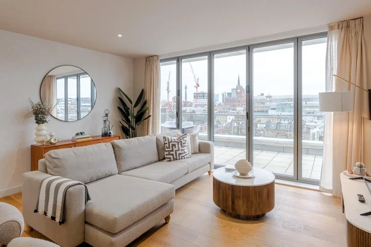 Flat Northdown Street in Greater London