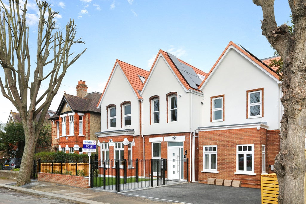 Flat Grosvenor Avenue in Greater London