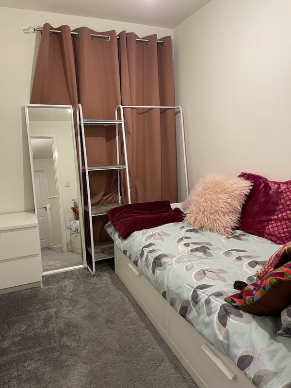 Room Lockett Street in Salford