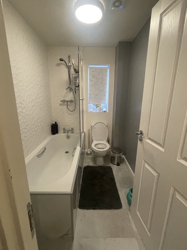 Room Lockett Street in Salford