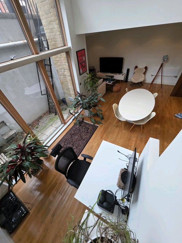 Room St. John Street in Greater London