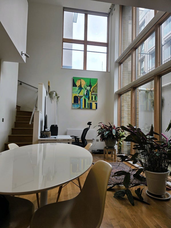 Room St. John Street in Greater London