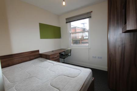 Flat Spencer Street in Royal Leamington Spa