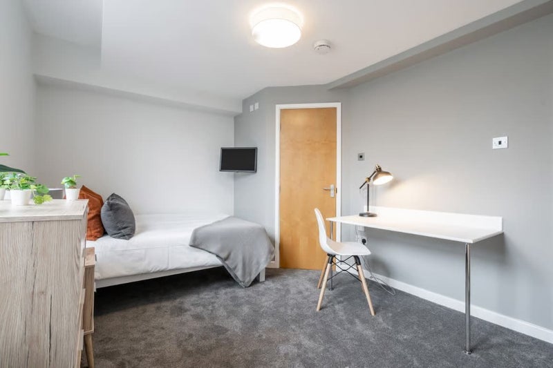 Room Malcolm Street in Newcastle upon Tyne
