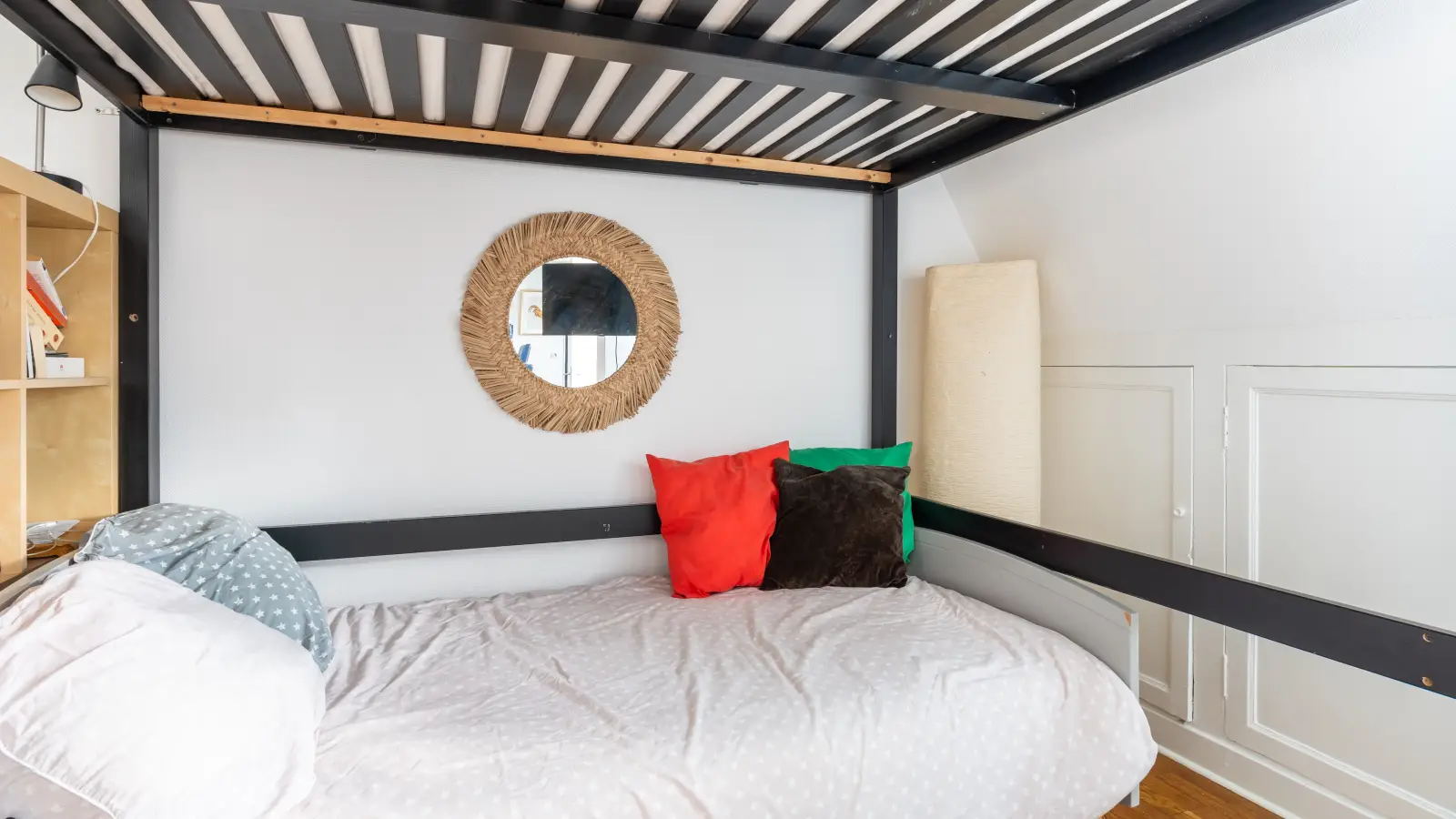 Flat Avenue Montaigne in Paris