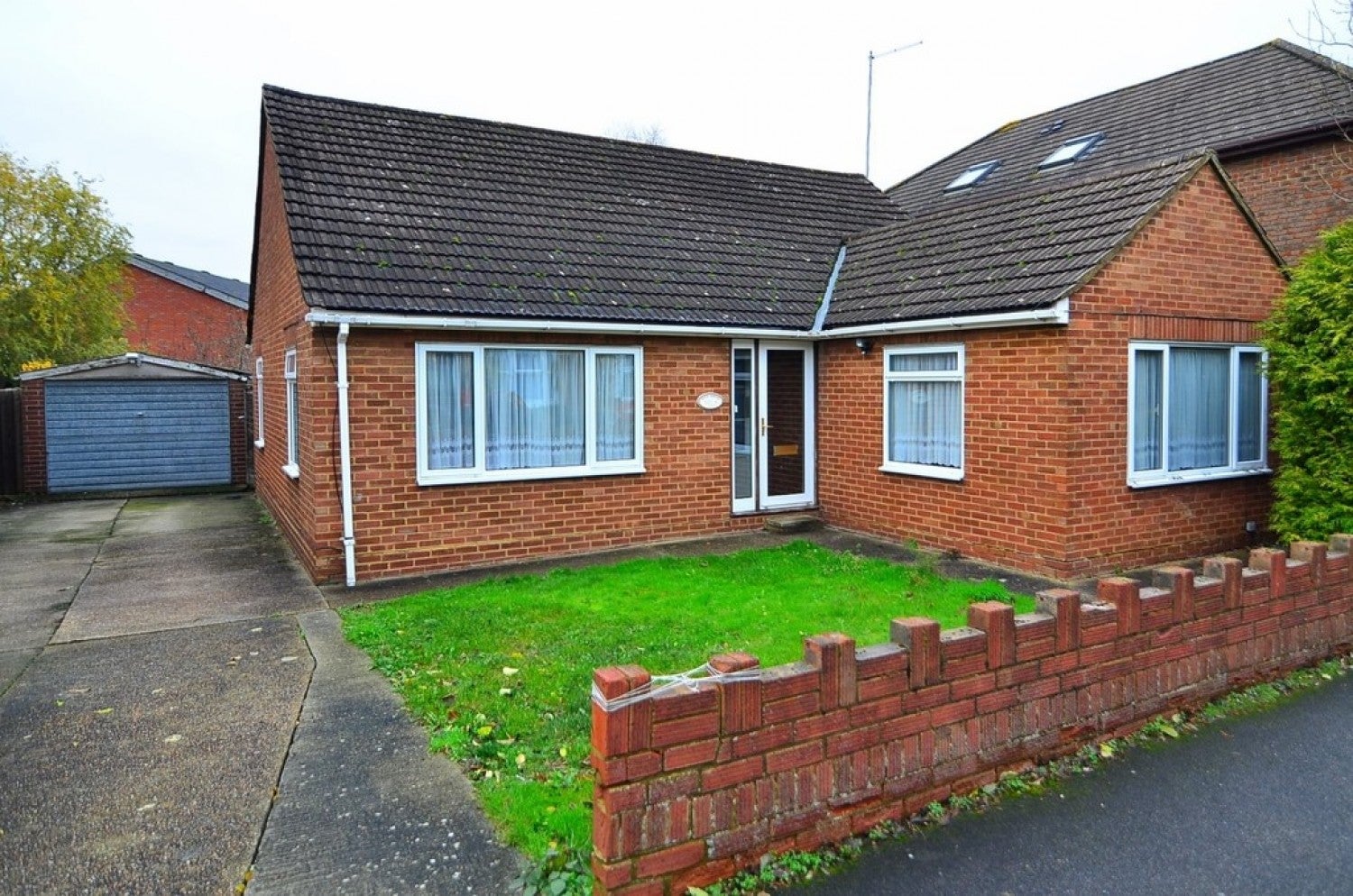 House Dering Road in Ashford