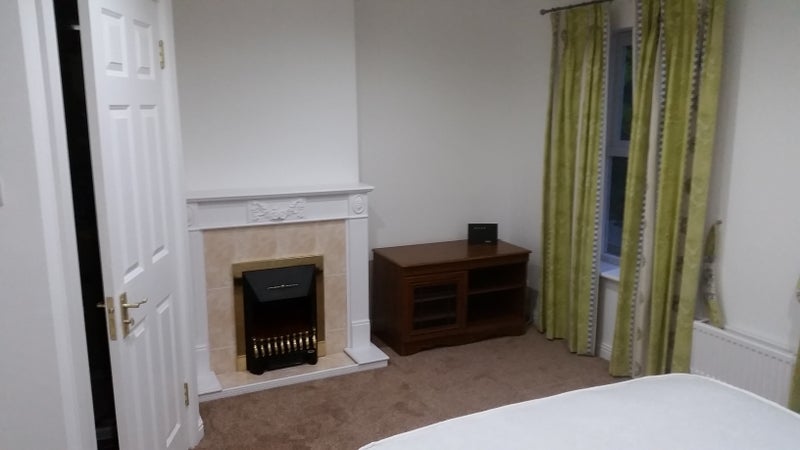 Room Edison Drive in Greater London