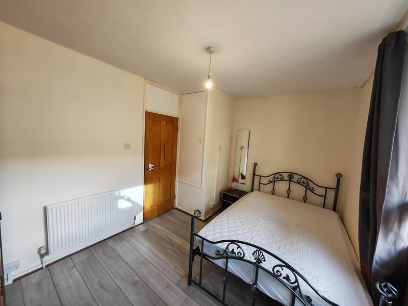 Flat Stanhope Street in Greater London