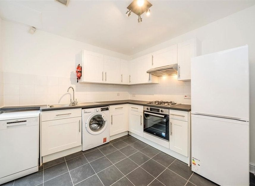 Flat Bonnington Square in Greater London