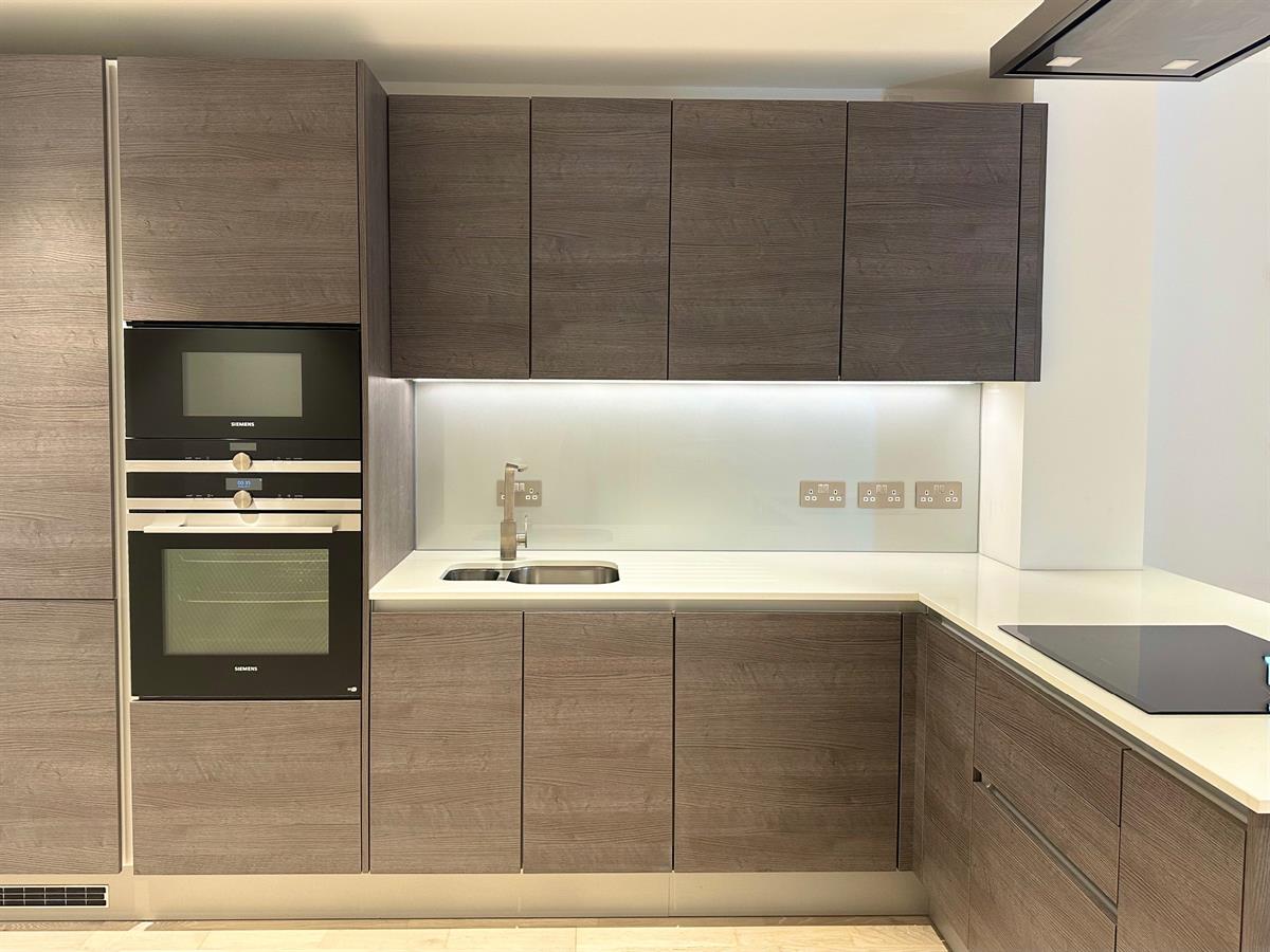 Flat Camley Street in Greater London