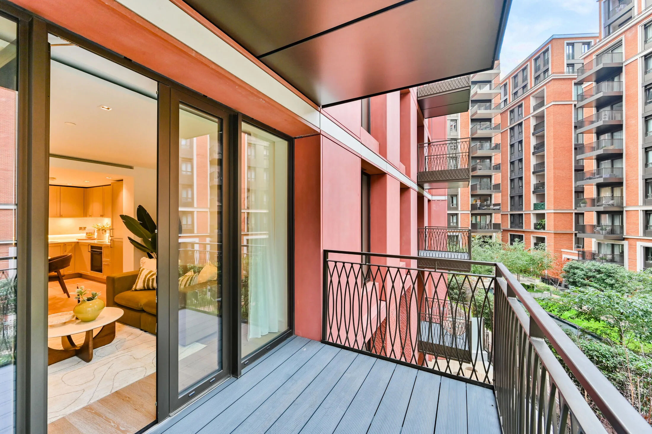 Flat Newcastle Place in City of Westminster