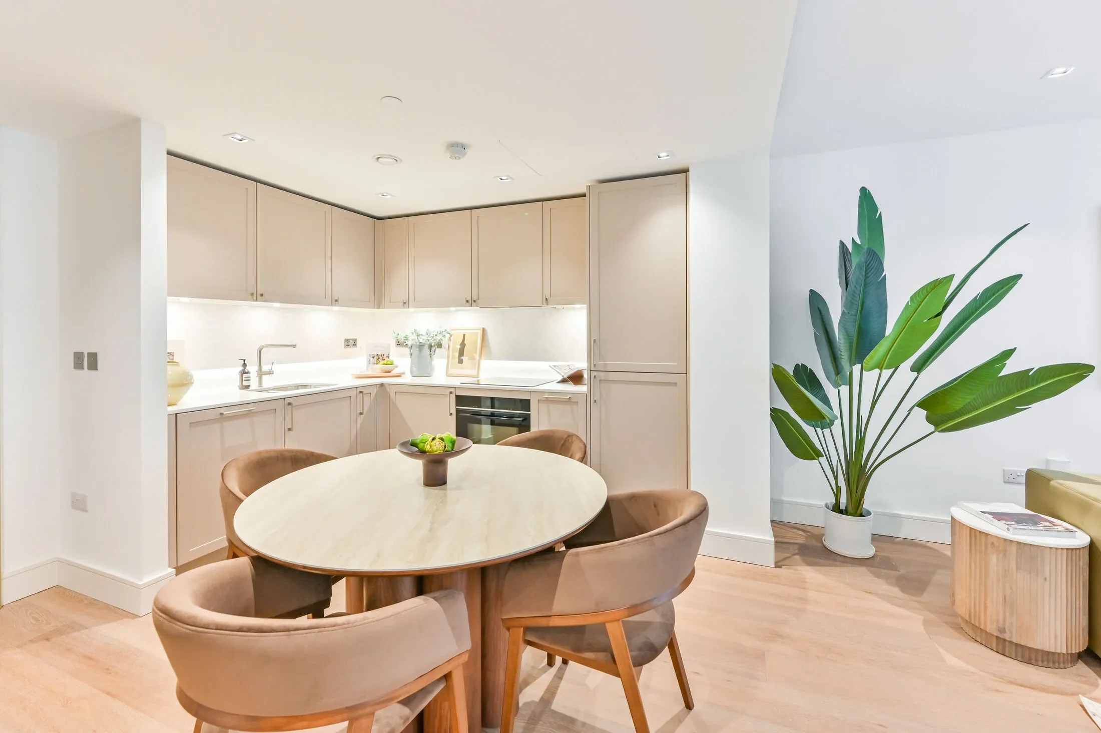 Flat Newcastle Place in City of Westminster