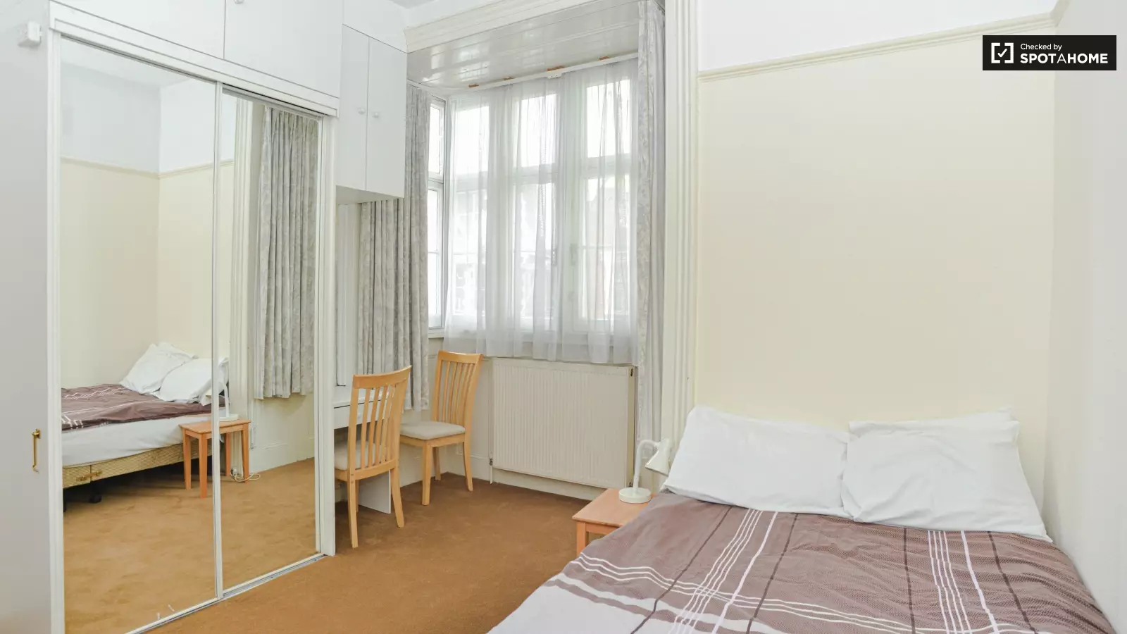 Flat St Anns Villas in Greater London