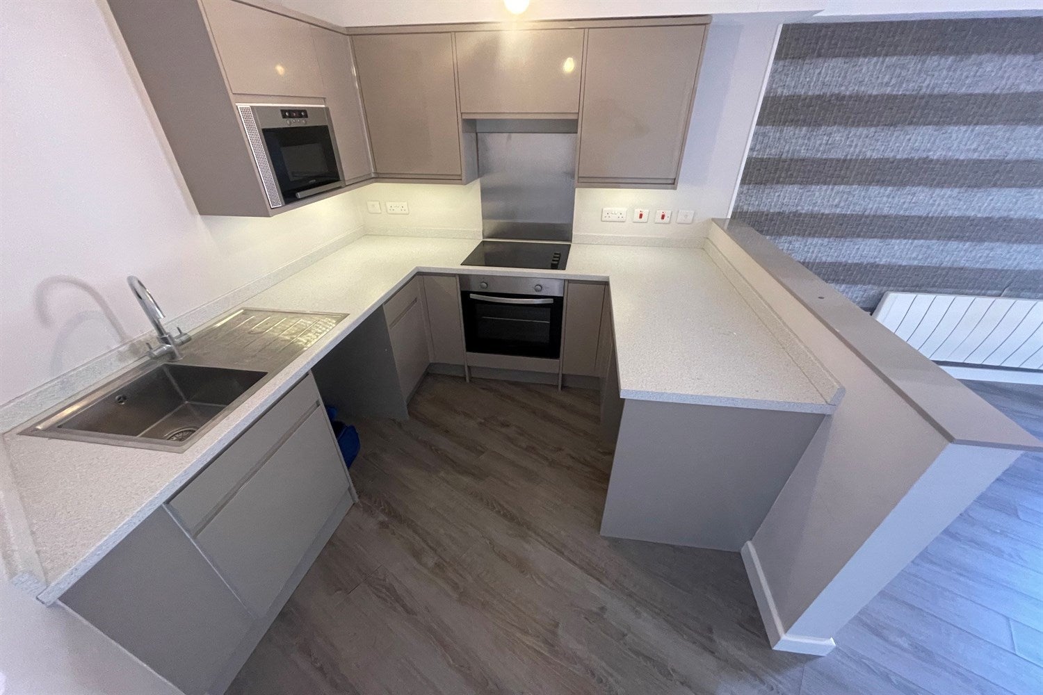 Flat Leigh Road in Southend-on-Sea