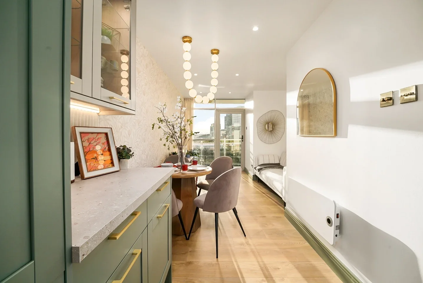 Flat Gerry Raffles Square in Greater London