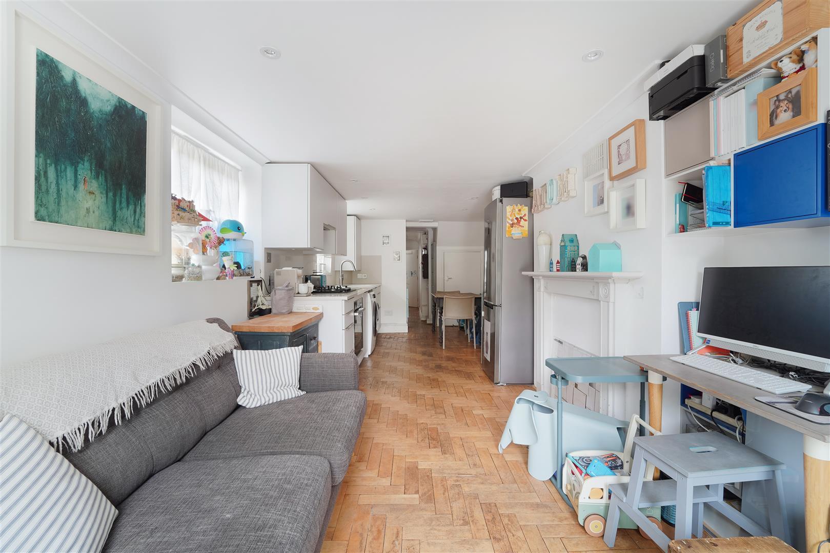 Flat Alexandra Road in Greater London