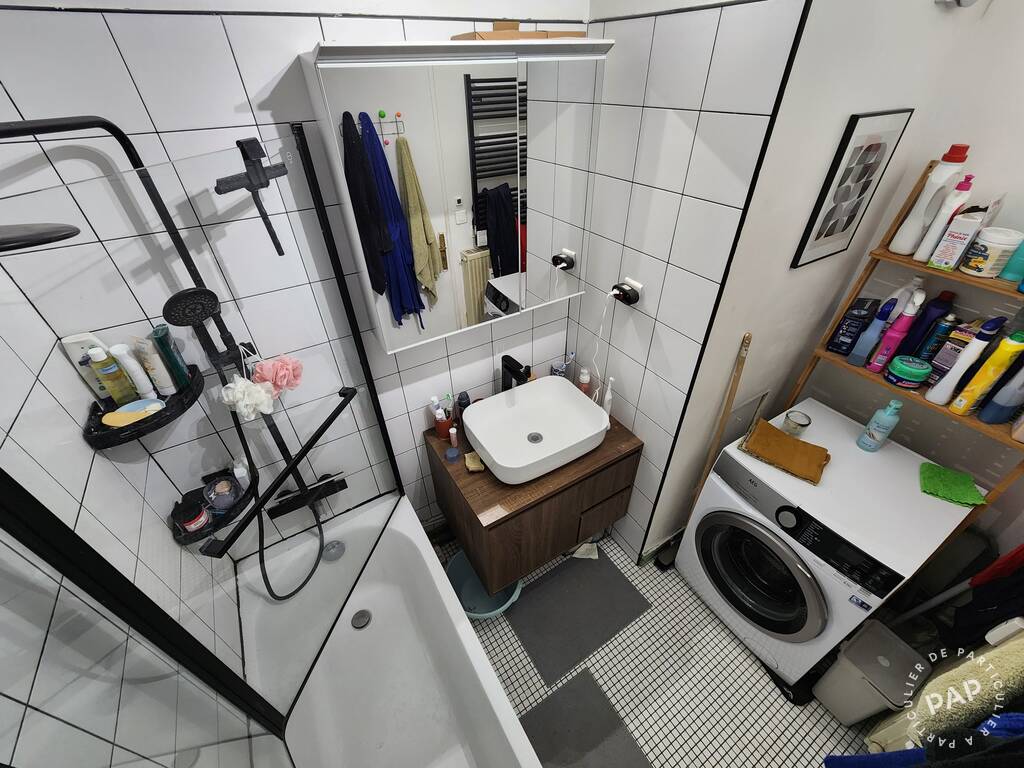 Room Avenue Jean Jaurès in Paris