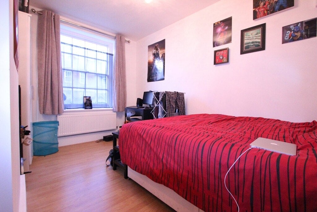 Flat Frampton Street in City of Westminster