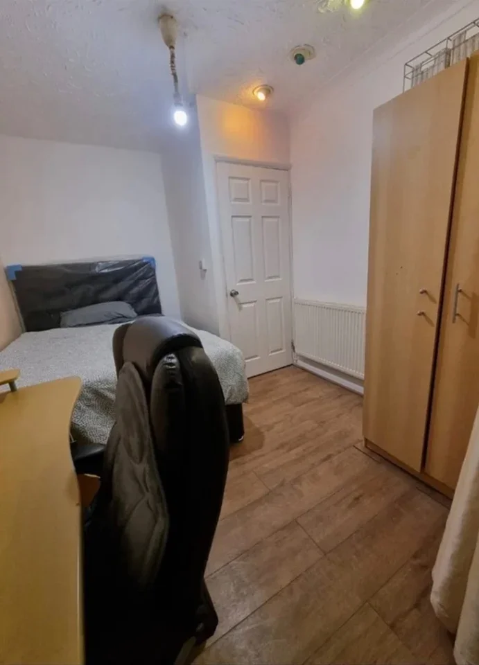 Room Gloucester Road in Greater London