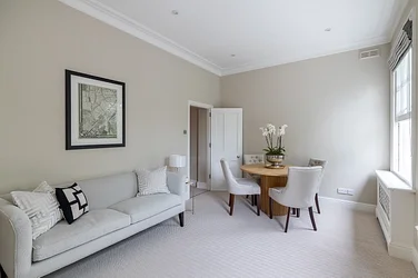 Flat Chesham Street in City of Westminster