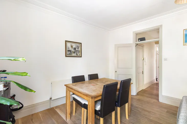 Flat New King's Road in Greater London