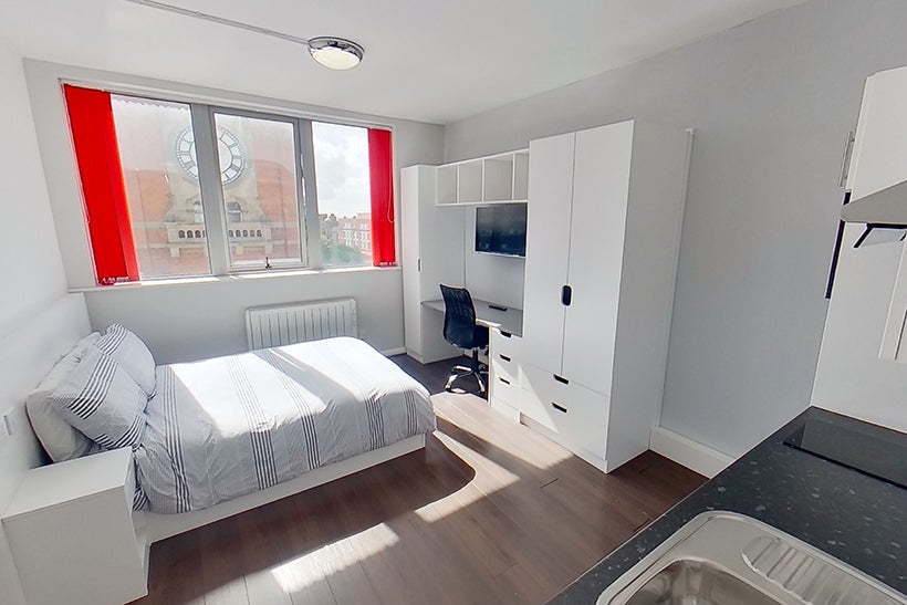 Room Milton Street in Nottingham