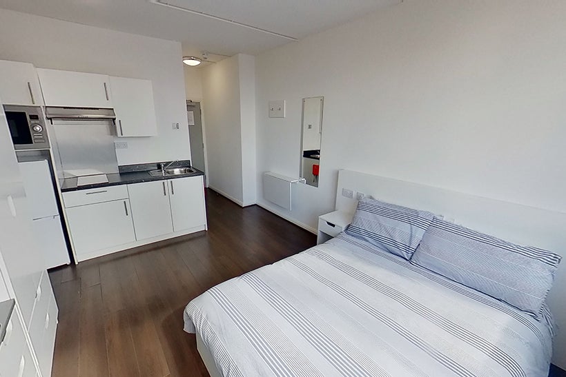 Room Milton Street in Nottingham
