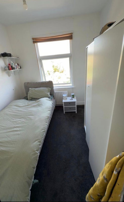 Room Rising Brook in Stafford