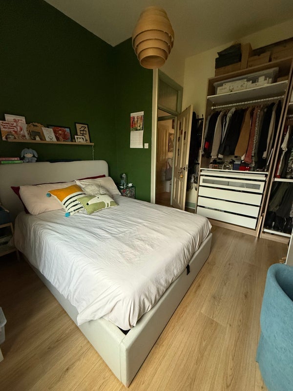 Room Truro Road in Greater London