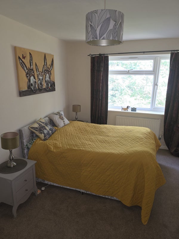 Room Bournemouth Road in Poole