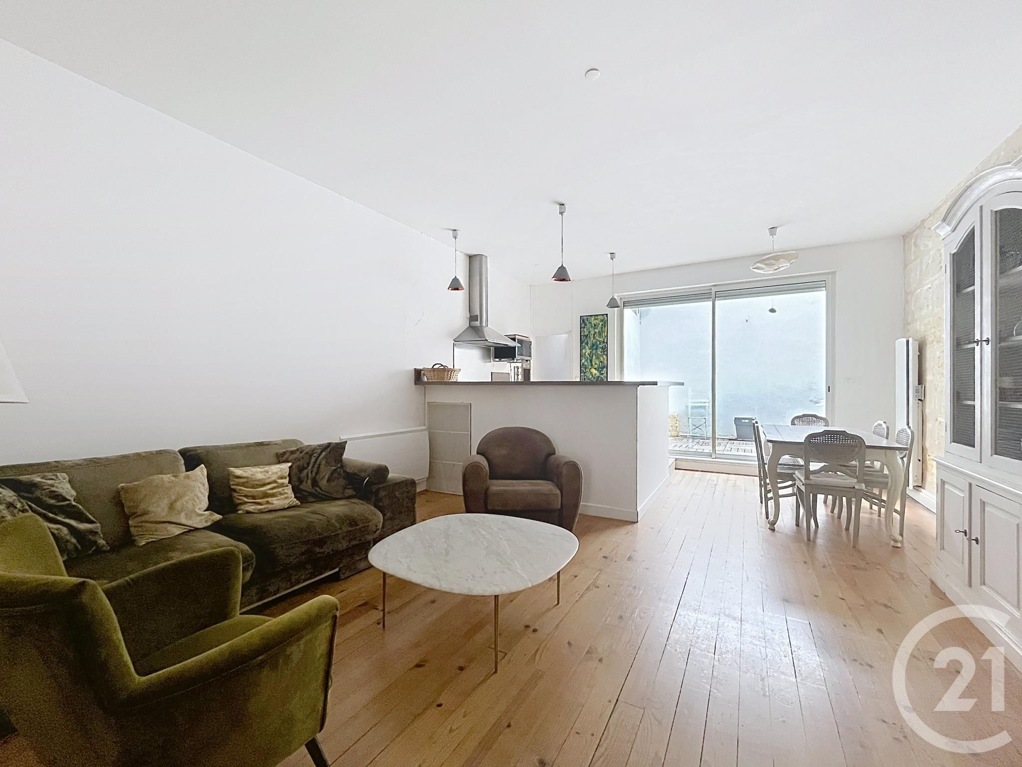 Flat Rue Poyenne in Bordeaux