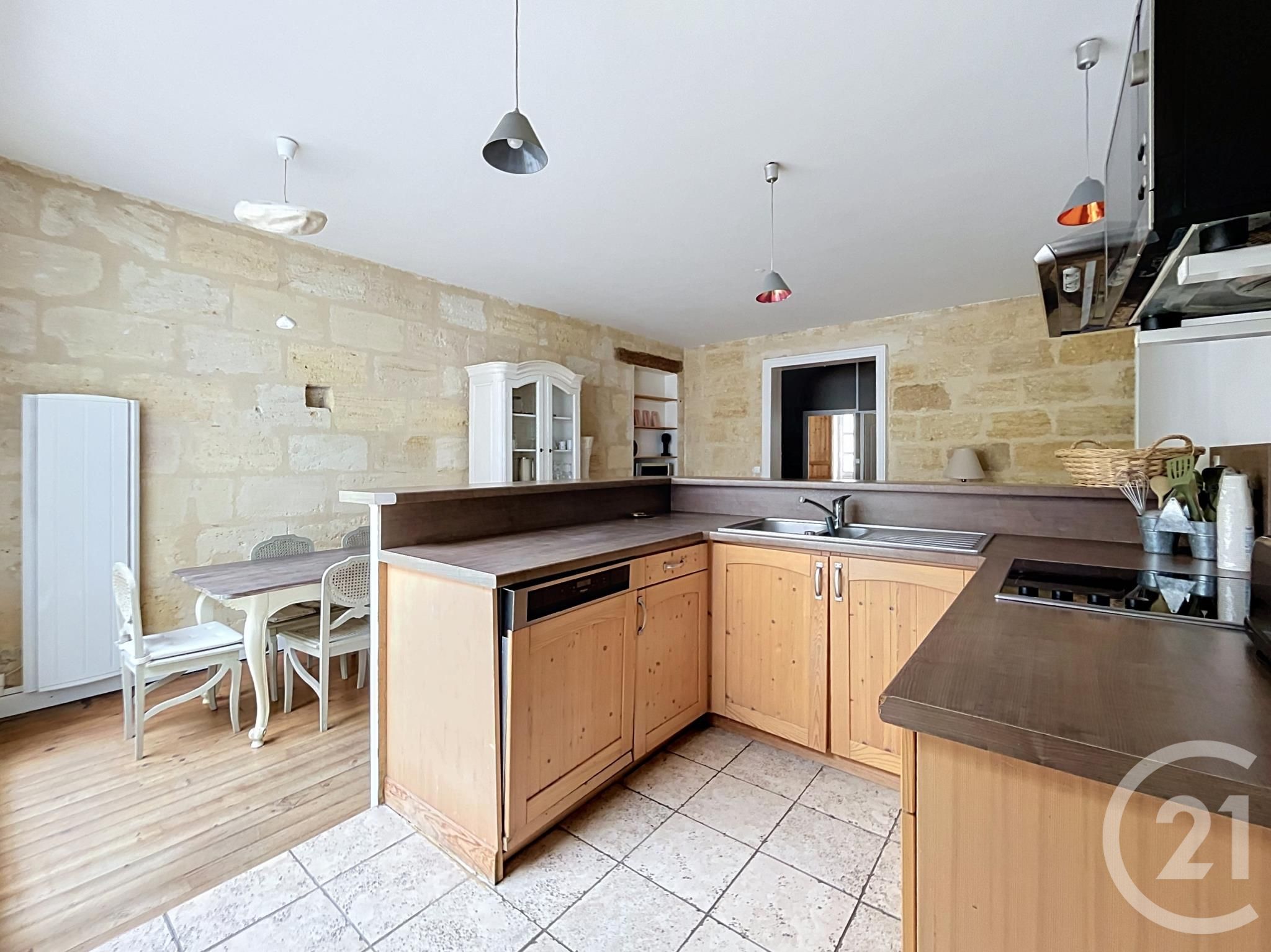 Flat Rue Poyenne in Bordeaux