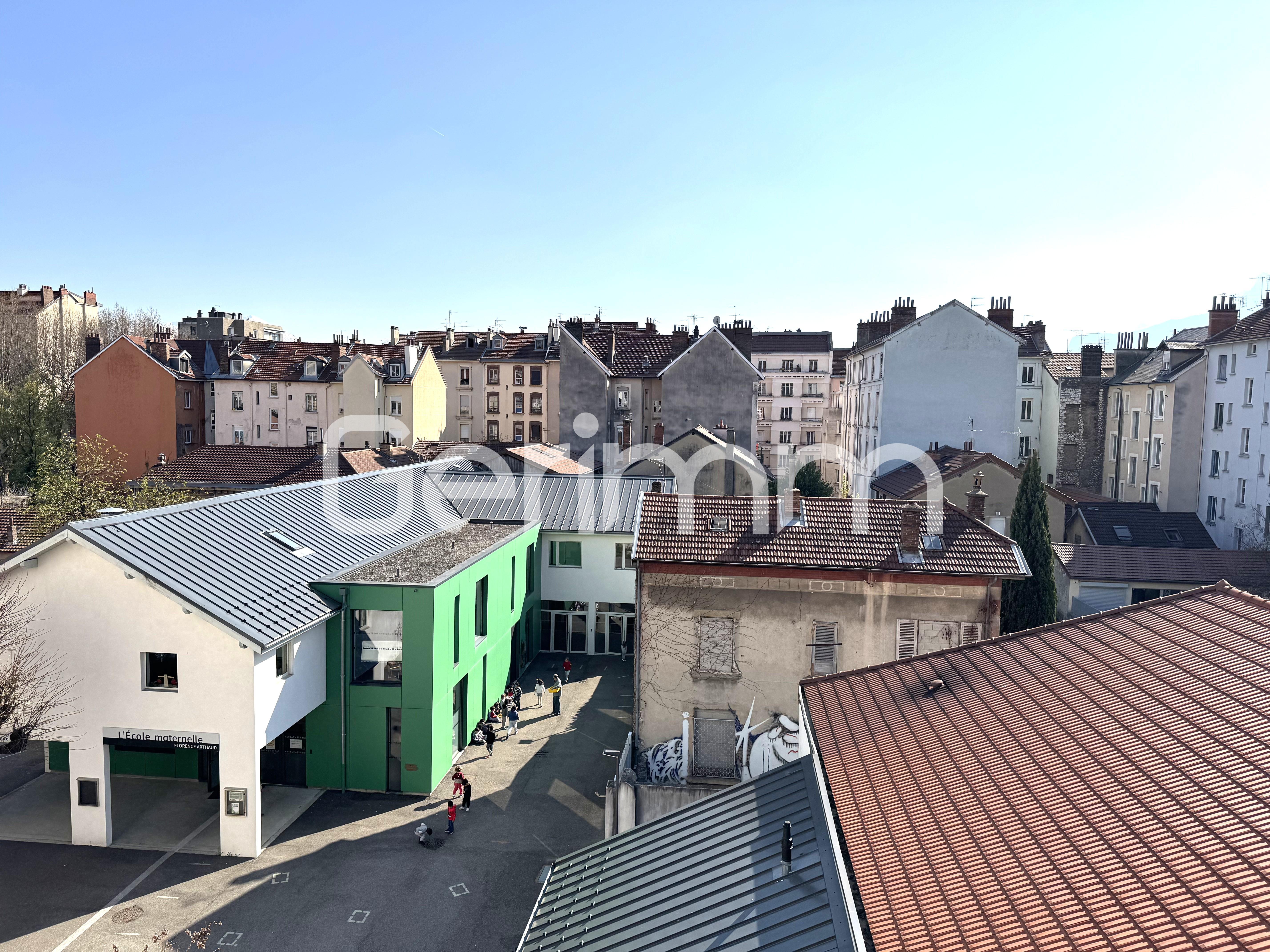 Flat Boulevard des Alpes in Meylan