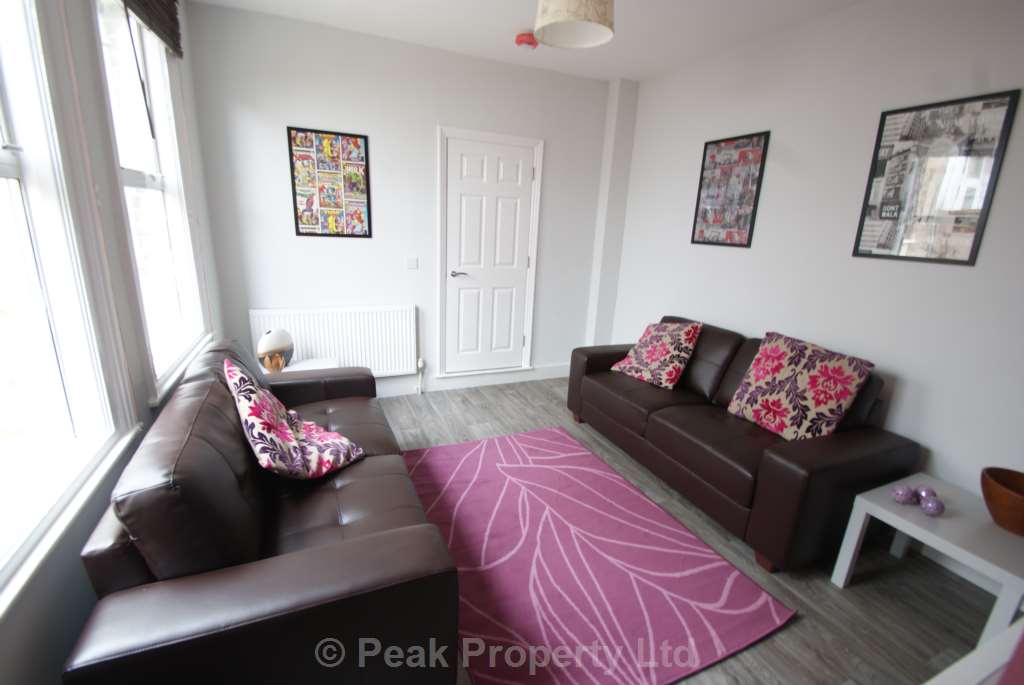 Room Ambleside Drive in Southend-on-Sea